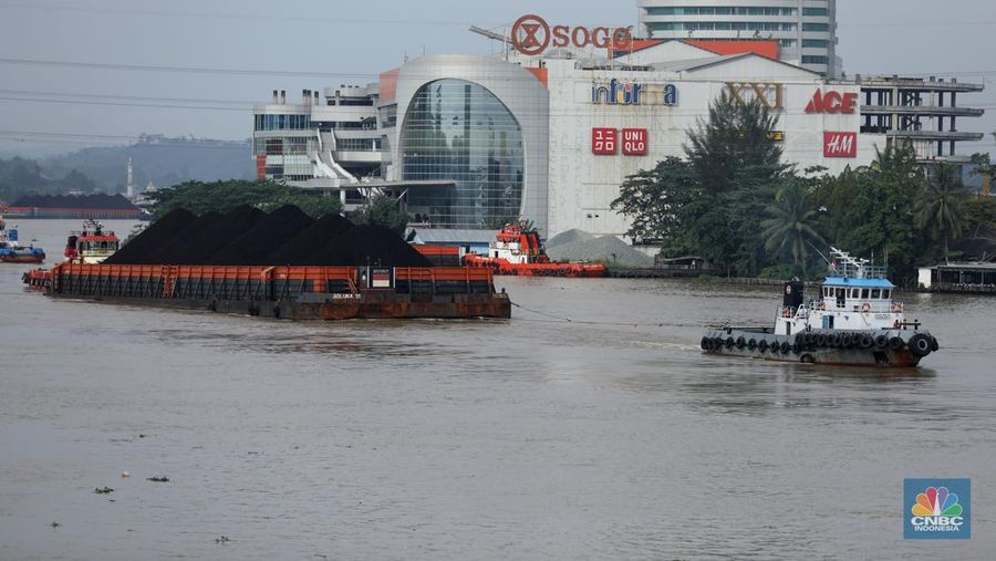 https://cms.k-egp.com/uploads/sejumlah_perahu_tongkang_batu_bara_melintas_di_sungai_mahakam_kota_samarinda_kalimantan_timur_rabu_2472024_sungai_mahakam_berf_7_169_aa9df666ea.jpeg